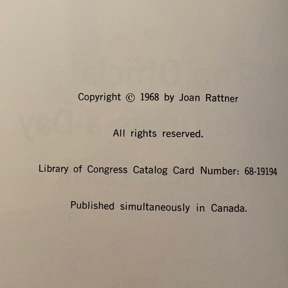 VTG Collection of 3 Needle Arts Books ‘68-‘70 - Picture 10 of 12